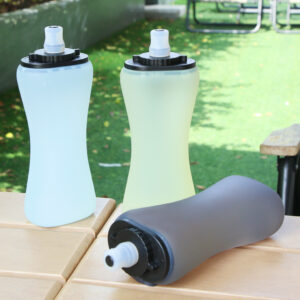 Insulated Leak Proof Silicone Sports Water Bottle Handheld Flask Sports Drinking Bottle for Gym Travel Outdoor Adventures