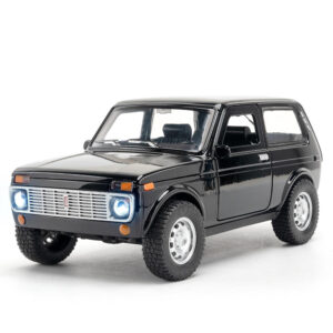 1:18 Niva Alloy Diecast Car Model Sound Light Pullback with Open Doors Toy Display for Collection